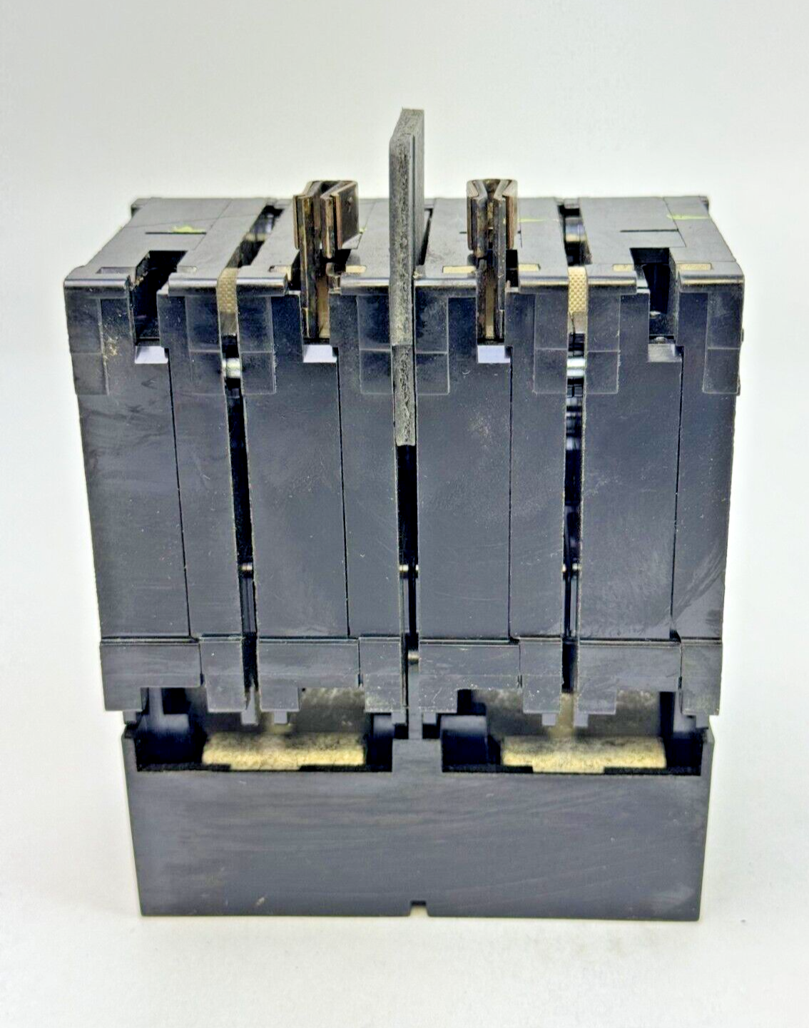 GOULD - Q2125B - PARALLEL PLUG-IN CIRCUIT BREAKER - 2 POLE/ 125A/ 240 VAC