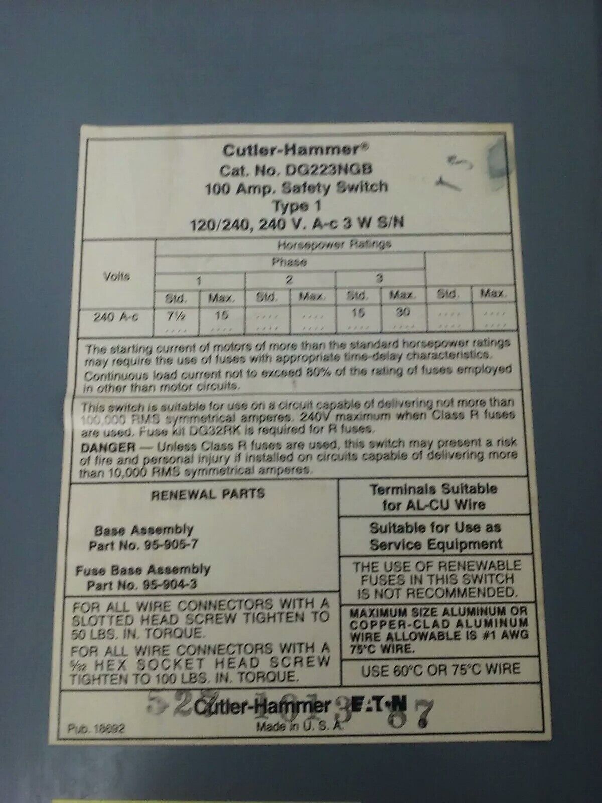 CUTLER HAMMER DG223NGB FUSIBLE SAFETY SWITCH 2P 100A 240V 15HP TYPE 1 ENCLOSURE