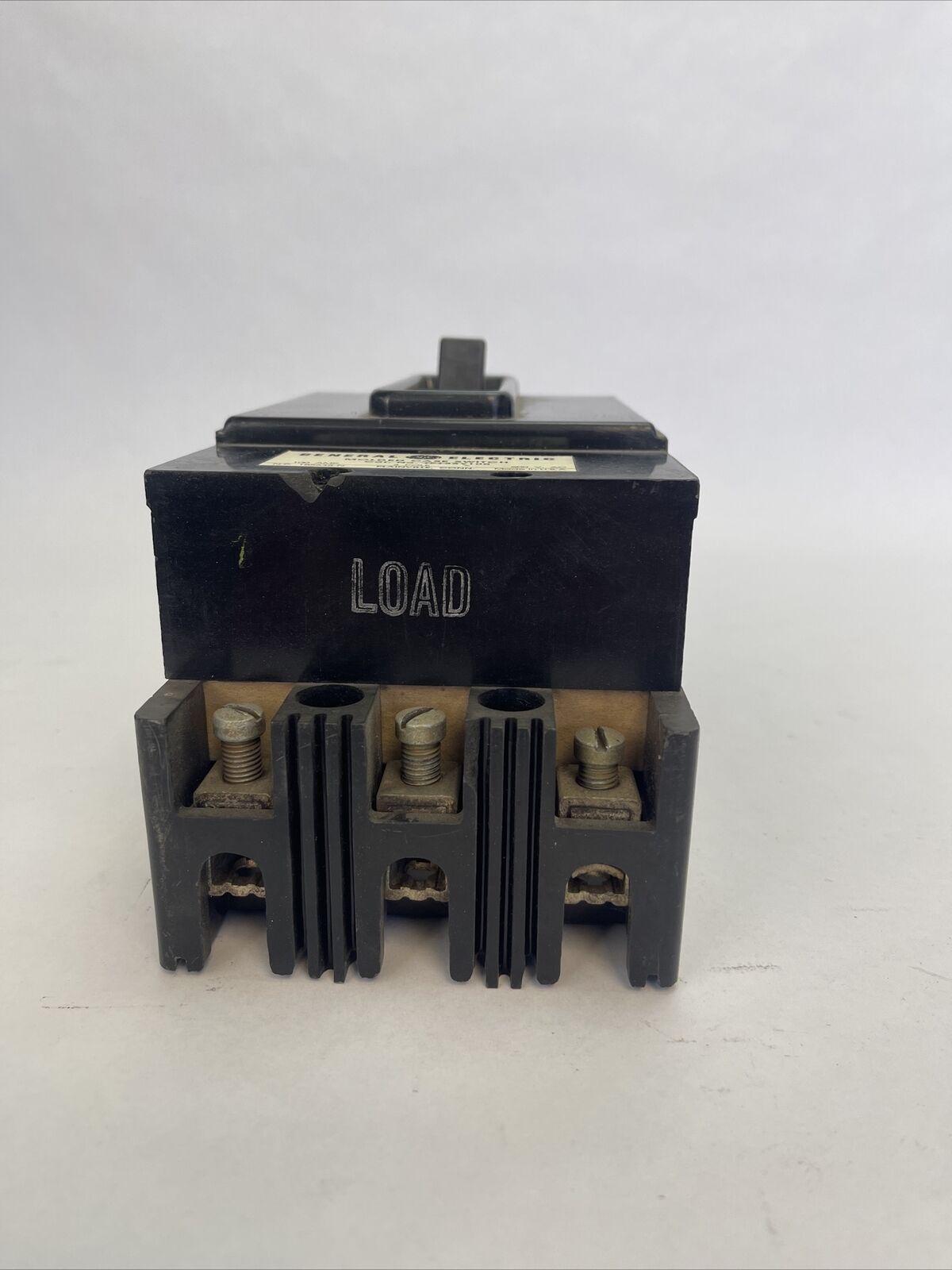 GE TF136Y100 CIRCUIT BREAKER 100AMP 600VAC 3POLE