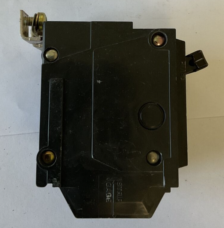 GENERAL ELECTRIC THHQB 30A CIRCUIT BREAKER 3POLE 22KA