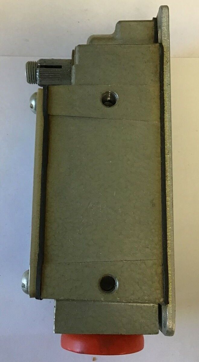 GOULD R.B.DENISON LIMIT SWITCH L100WTL-2M CONTACT 15