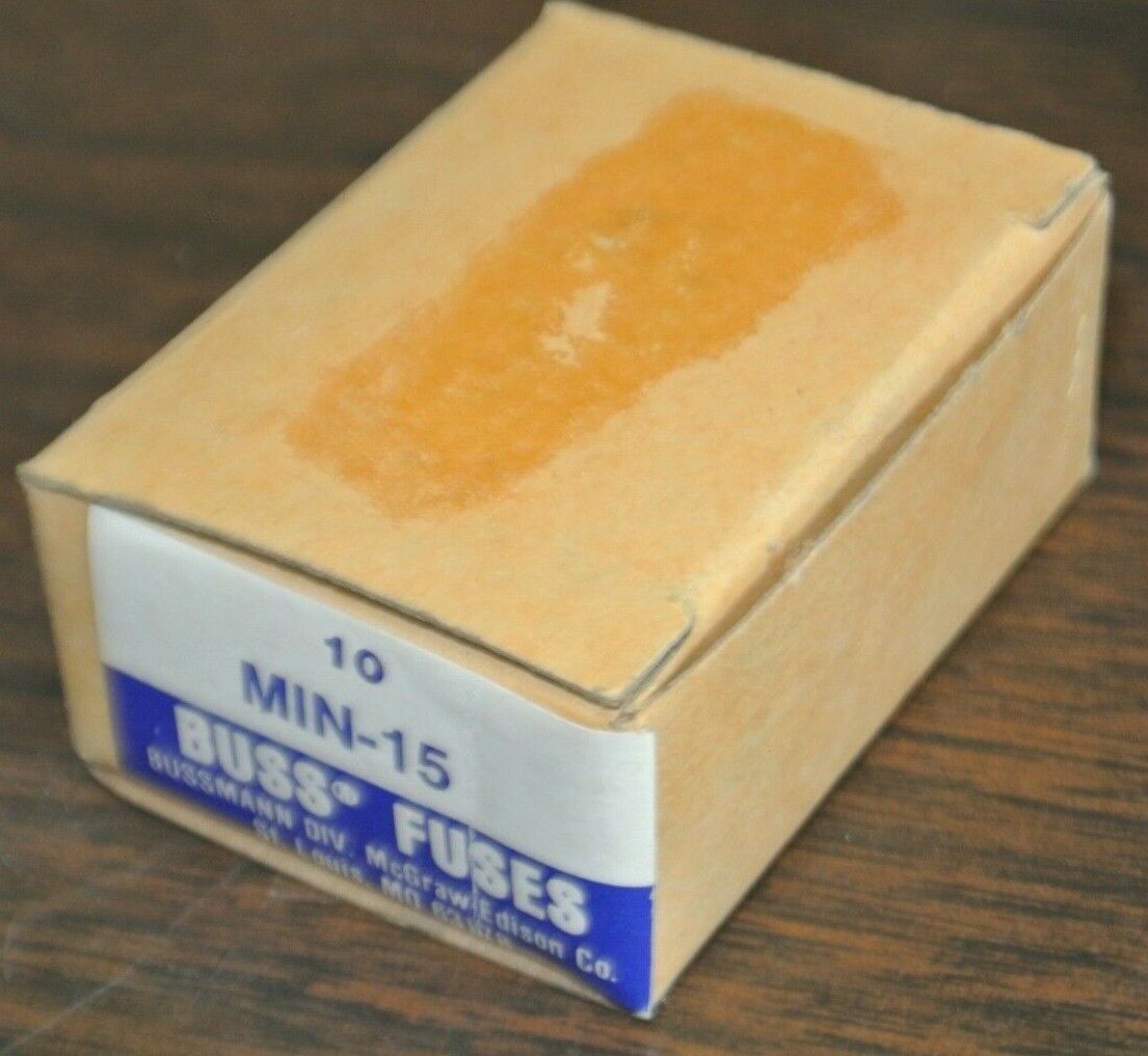 BOX of 10 / BUSS / BUSSMANN MIN-15 MIDGET FUSES / 15A / 250VAC / NEW SURPLUS