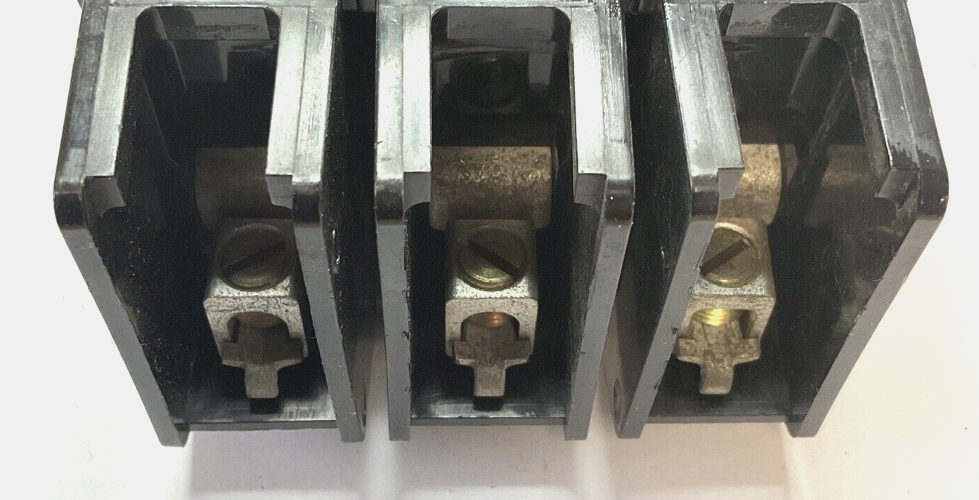 CHALLENGER C330 CIRCUIT BREAKER 3POLE 30A 240VAC TYPE CLL