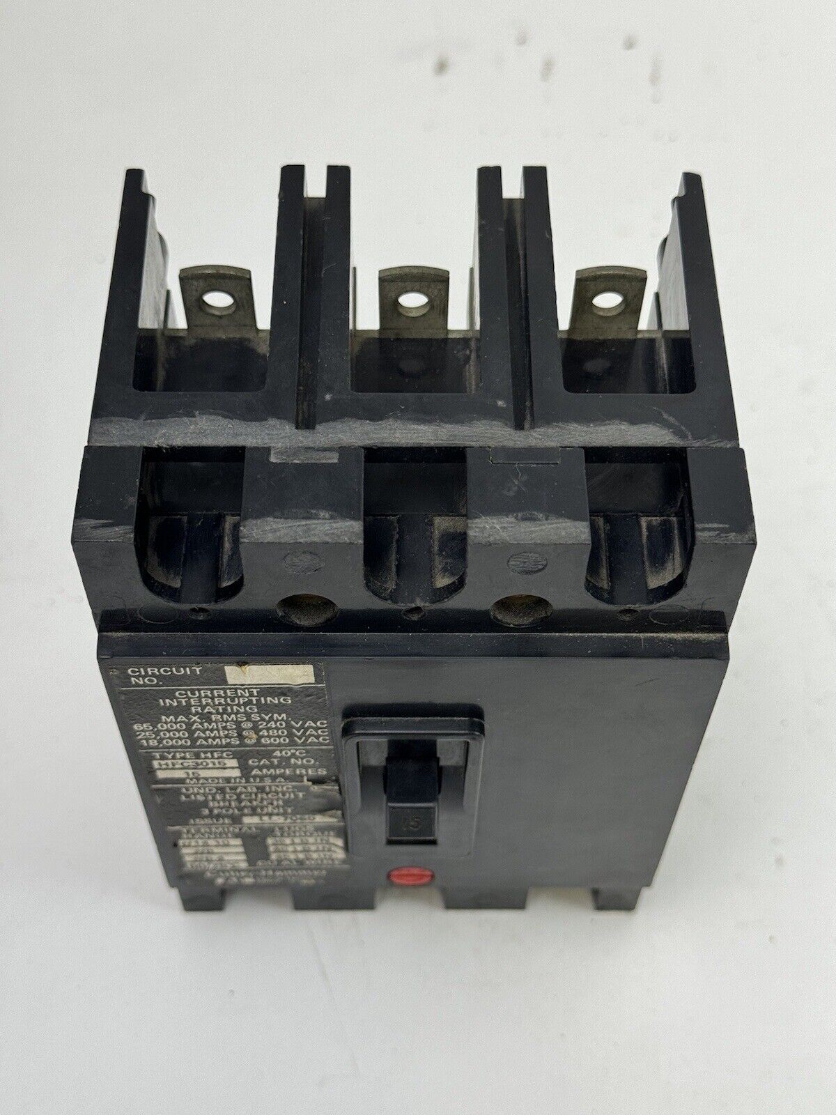 CUTLER-HAMMER - HFC3015 - CIRCUIT BREAKER - 15A/ 600 VAC/ 3 POLE