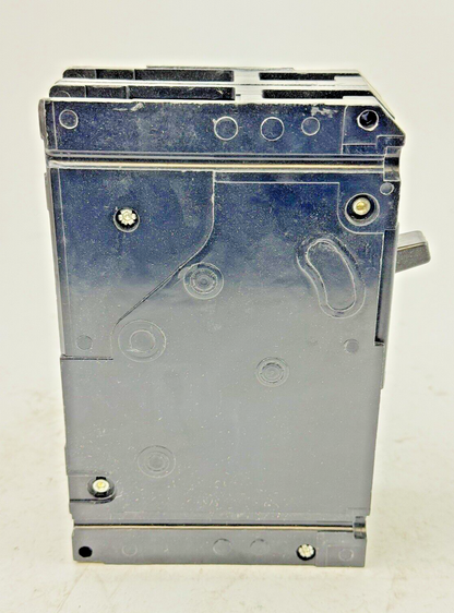 SIEMENS / ITE - ED22B030 - MOLDED CASE CIRCUIT BREAKER - 2 POLE/240 VAC/ 30A-NEW