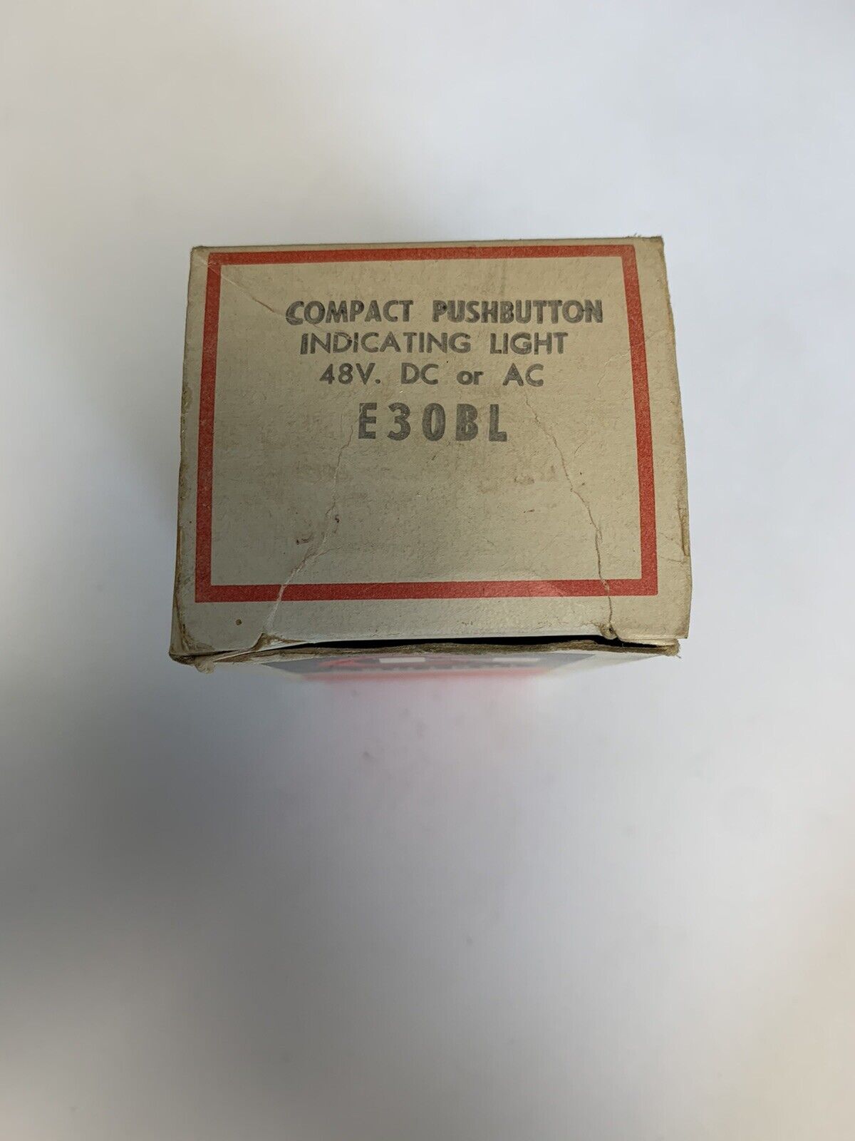 Cutler-Hammer Compact Pushbutton Indicating Light E30BL