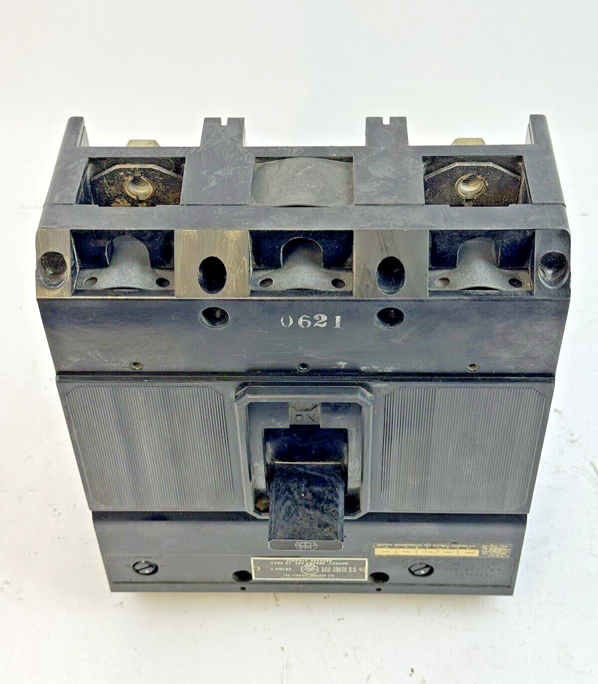 ITE - ET5905 - MOLDED CASE ET-225 CIRCUIT BREAKER - 175 A, 2 POLE, 600 VAC