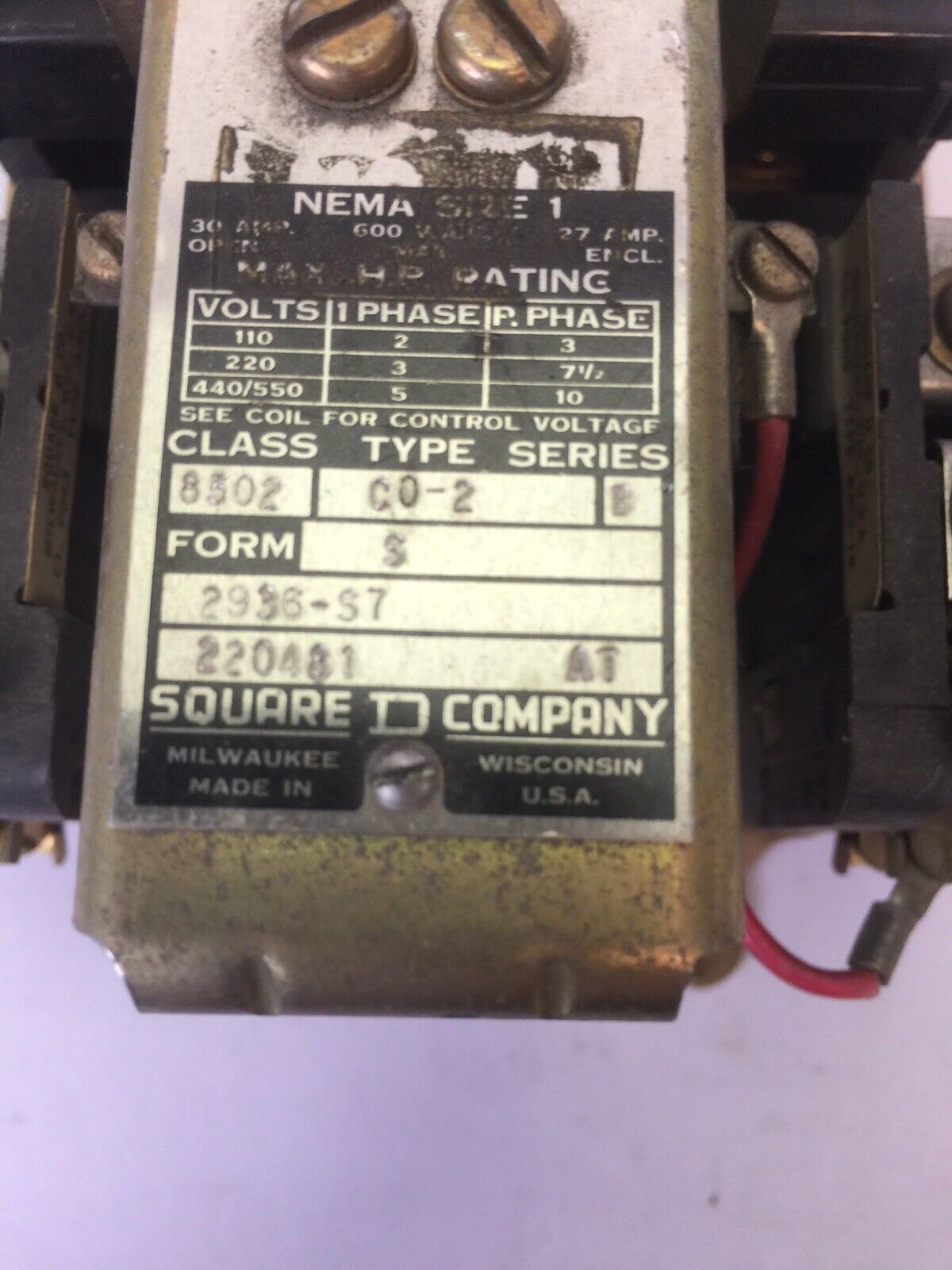 SQUARE D 8502 C0-2 CONTACTOR SER B 30AMP 600VAC 10HP SIZE 1 COIL 120V 60CY