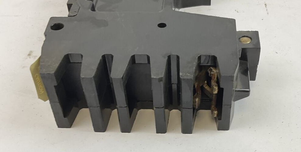 SQUARE D FY14020C  CIRCUIT BREAKER 20A 277VAC 1-POLE ***LOTOF3***