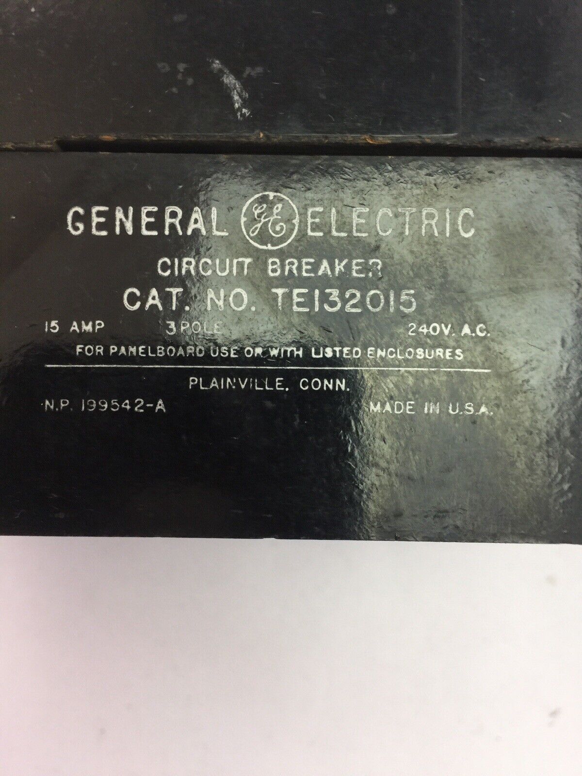 GE TE132015 CIRCUIT BREAKER 15A 240VAC 3 POLE