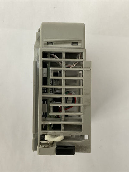 ALLEN BRADLEY 1769-OB16 SER B REV 2 F/W REV 3.1 16PT 20.4-26.4VDC SOURCING OUTPU