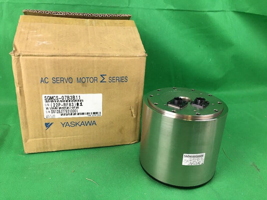 YASKAWA SGMCS-07B3B11 AC SERVO MOTOR INDEXING TURNTABLE HEAD 147W 200V 1.4A