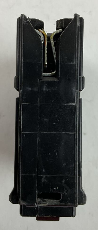 SQUARE D HOM120 CIRCUIT BREAKER 20AMP 1POLE 120/240VAC ( LOT OF 9 )