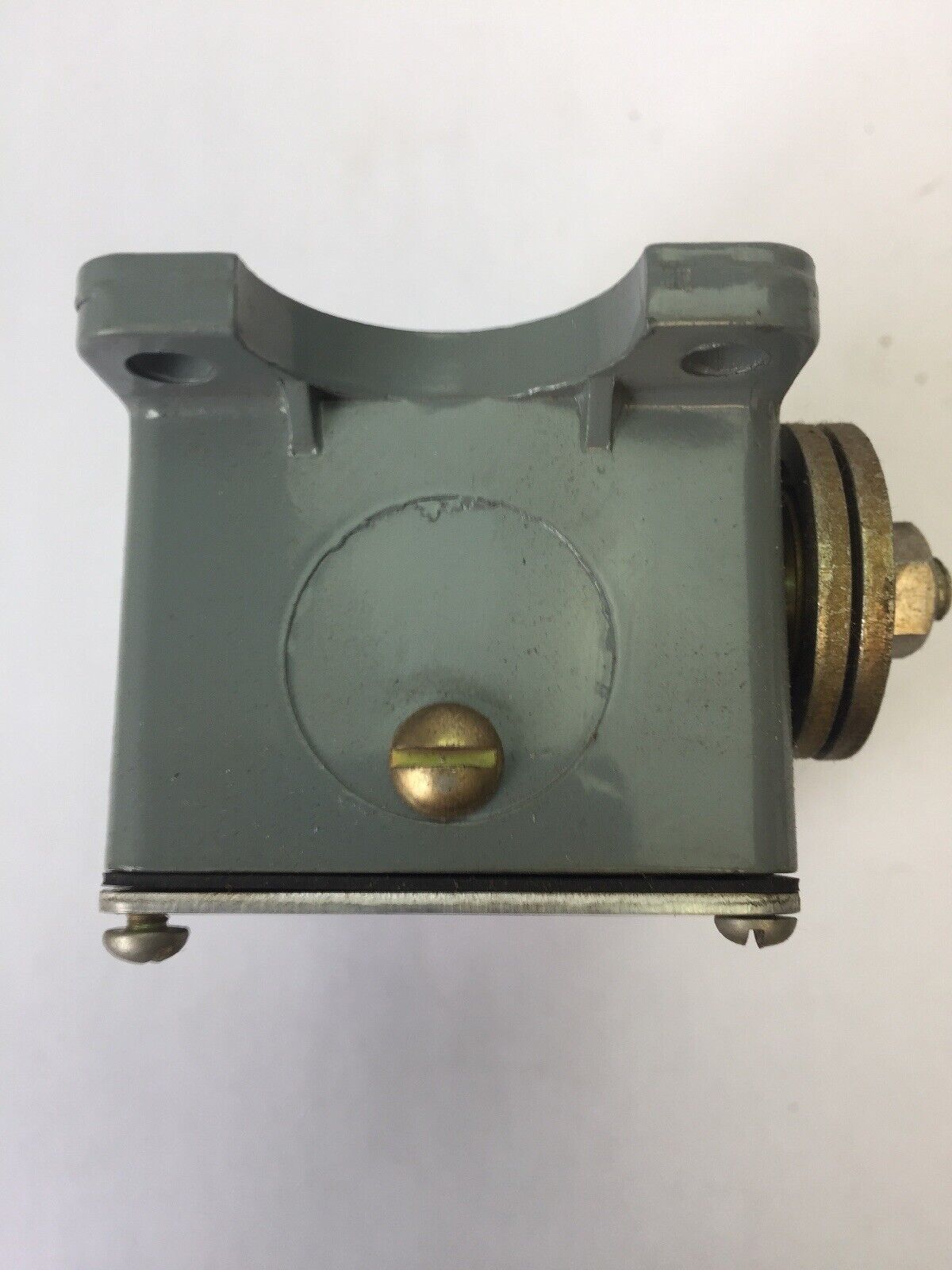ALLEN BRADLEY 801-ASB11 LIMIT SWITCH ROLLER LEVER 600V AC/DC NC CONTACT