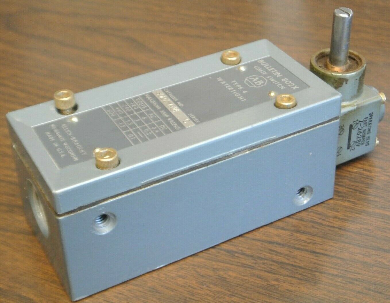 ALLEN-BRADLEY 802X-AM4 Ser. C / LIMIT SWITCH / 120-600VAC / NEW SURPLUS / NEMA 4