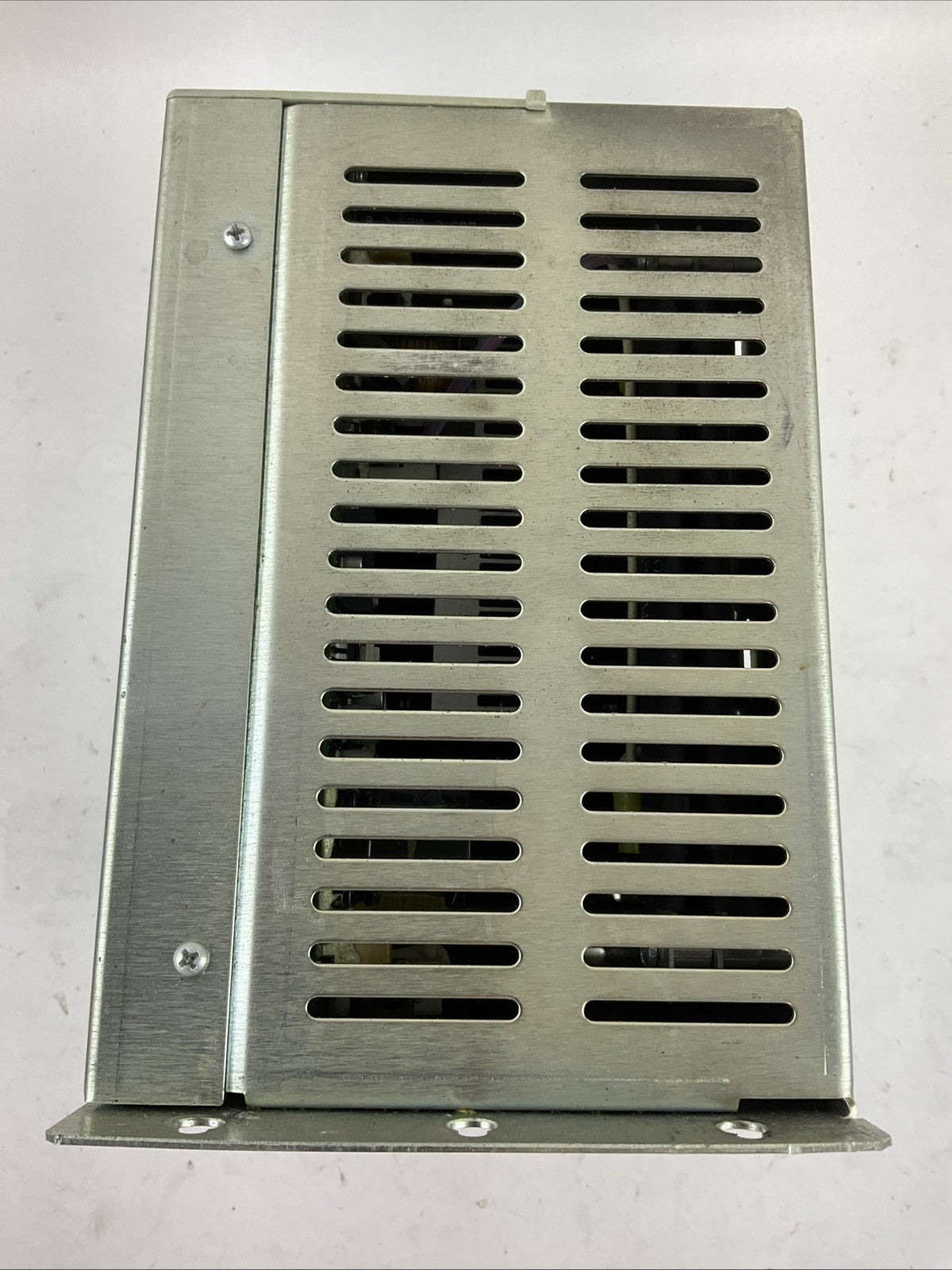 ALLEN BRADLEY 2098-DSD-HV100-SE SER B FIRMWARE REV V1.53 SERVO DRIVE 230/460VAC