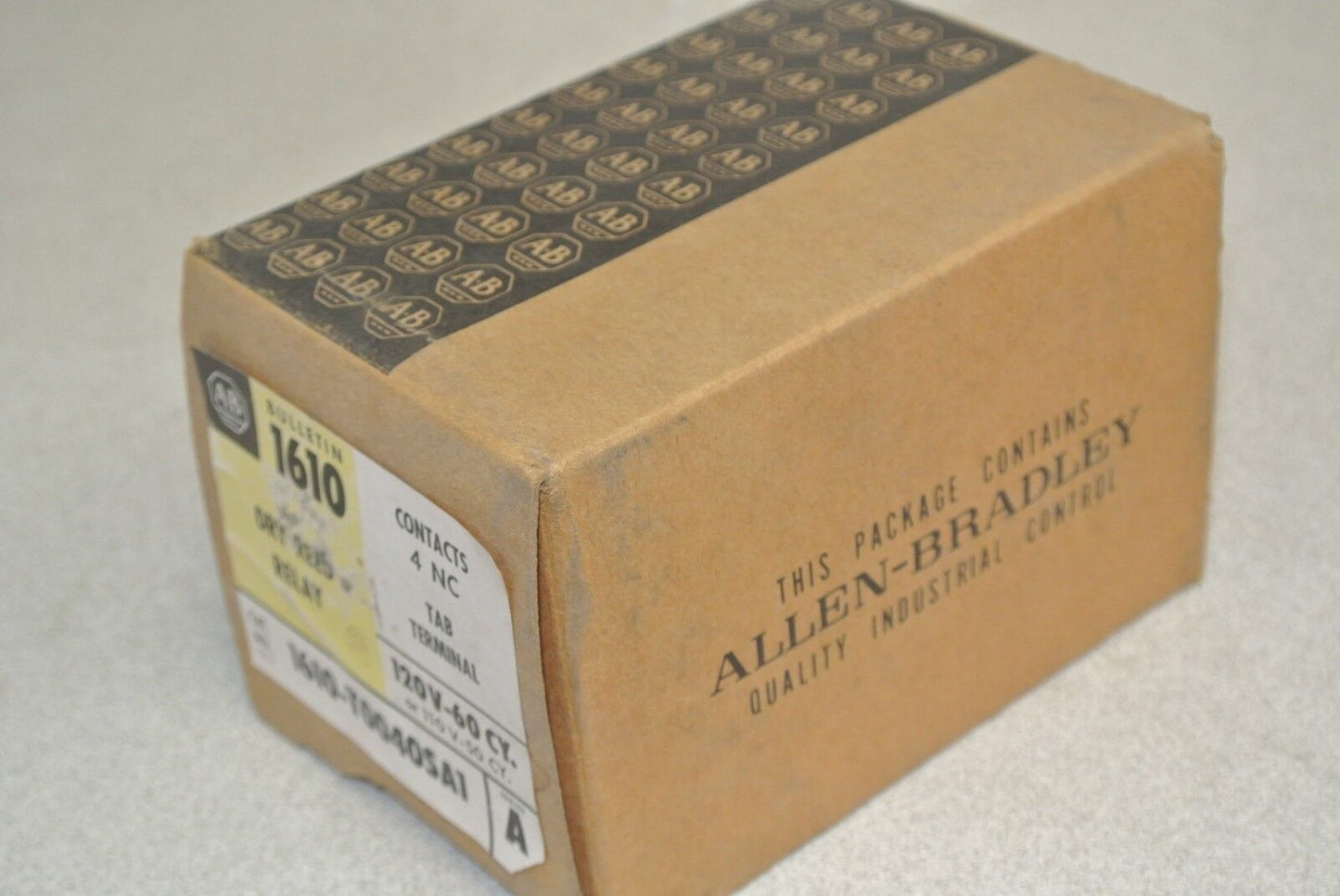 ALLEN-BRADLEY 1610-T0040SA1 DRY REED RELAY / 4 N.C. / 120V, 60Hz - NEW SURPLUS