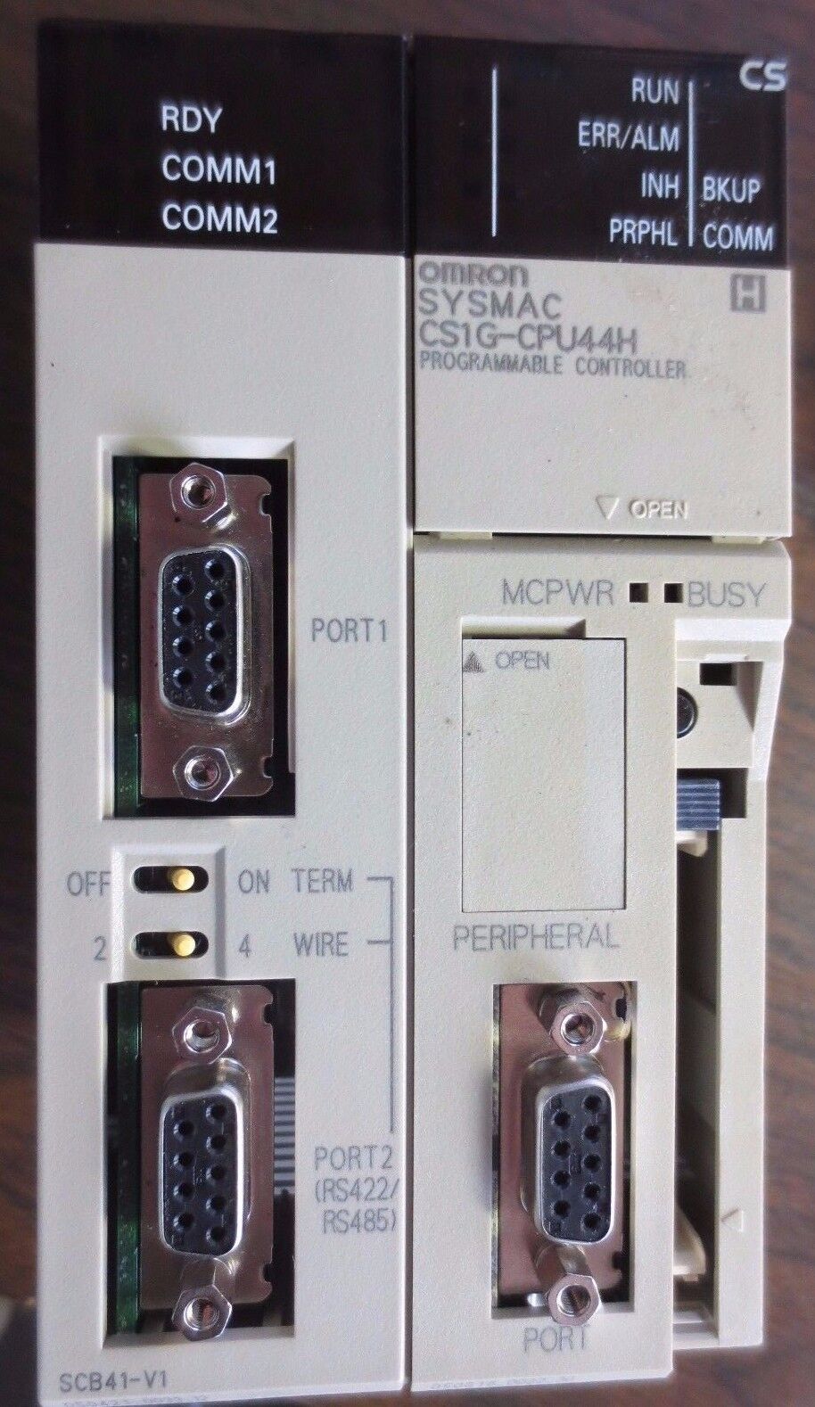 OMRON CS1G-CPU44H PROGRAMMABLE CONTROLLER / CPU + CS1W-SCB41-V1 COMMUNIC. BOARD
