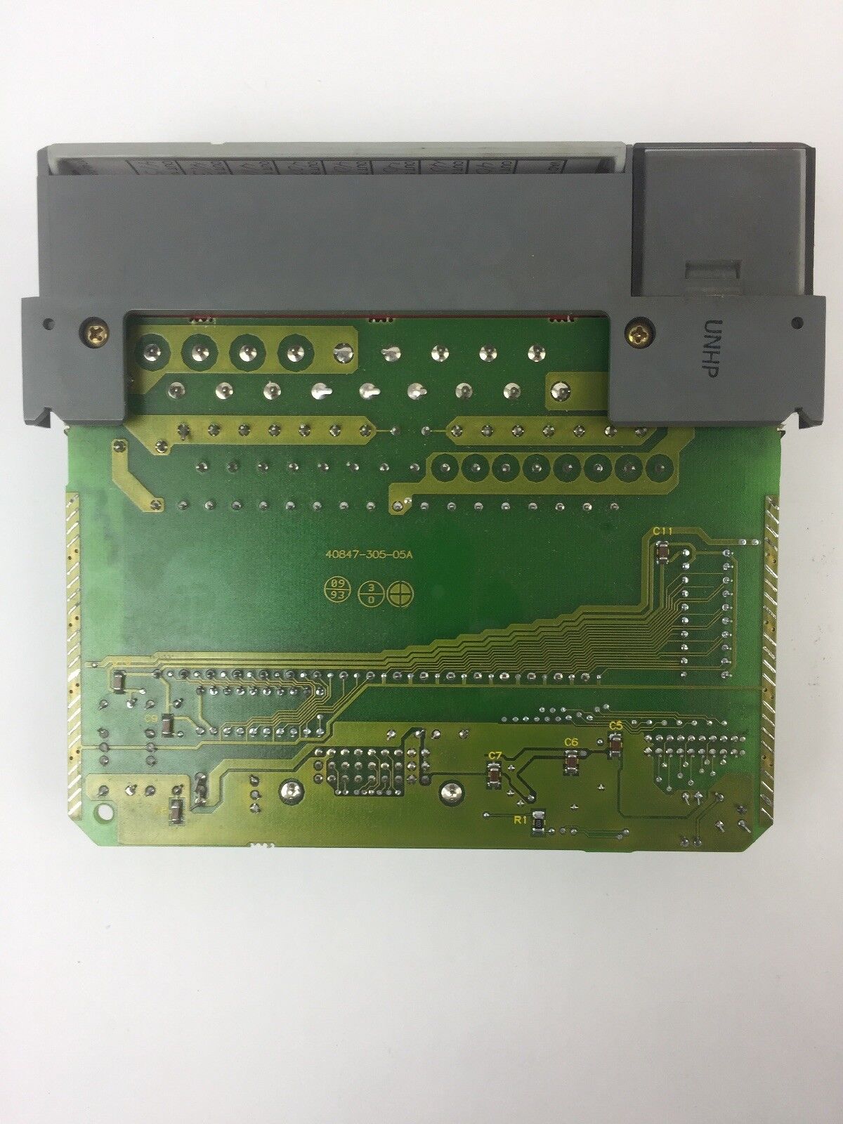 ALLEN BRADLEY 1746-0A16 SER C OUTPUT MODULE