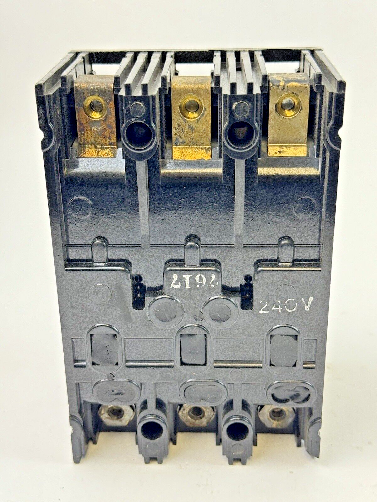 GE - TE132020 - MOLDED CIRCUIT BREAKER - 3 POLE/20A/240VAC