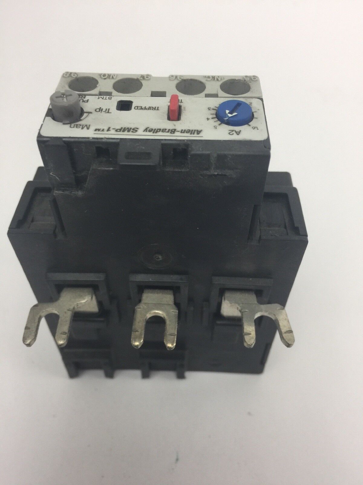 ALLEN BRADELY 592-A2EA OVERLOAD RELAY SER A CURRENT RANGE 1.6-5.0A TRIP CLASS 20