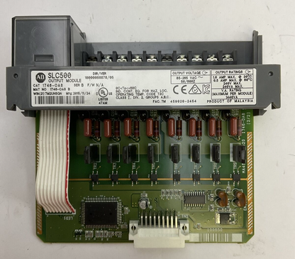 ALLEN BRADLEY 1746-OA8 SER B F/W N/A DIR/VER 10000058878/05 OUTPUT MODULE SLC500