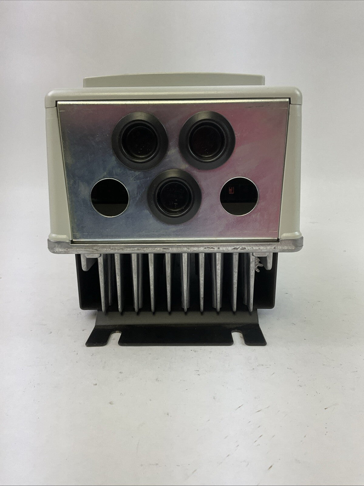 TB WOOD'S WF2C2S02-0B E-TRAC WF2 SENSORLESS VECTOR DRIVE 2HP 0-200/230V 7.8/6.8A