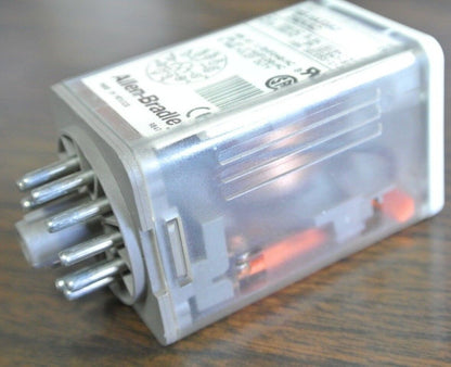 ALLEN-BRADLEY 700-HA33A2 Ser. B - GENERAL PURPOSE RELAY - 240VAC - NEW SURPLUS