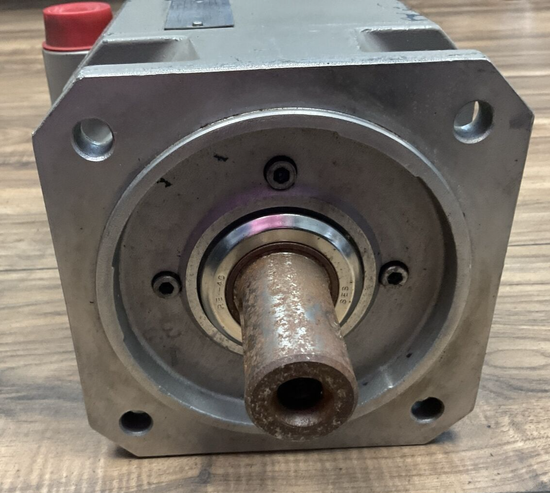 SIEMENS 1FT6084-8AF71-4EB1 SERVO MOTOR 11.3/14A 3000RPM 270VY