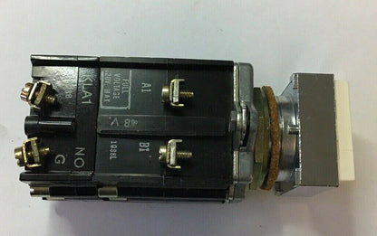 CUTLER-HAMMER E30JX6 PUSHBUTTON OPERATOR W/INDICATING LIGHT 48VAC/DC