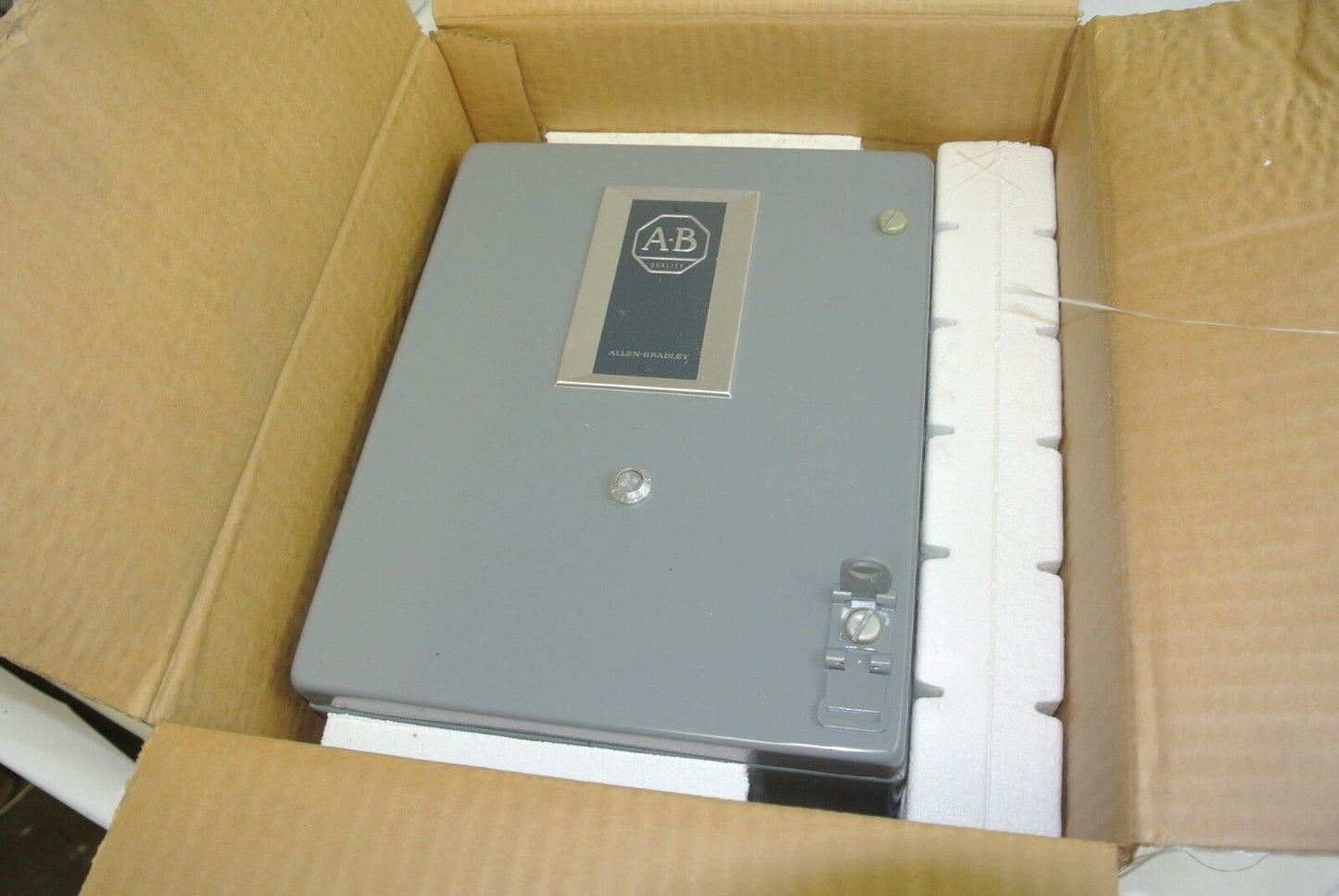 ALLEN-BRADLEY 509-AJXD FULL VOLTAGE STARTER 115-120V 60Hz NEW SURPLUS 509-AOXD