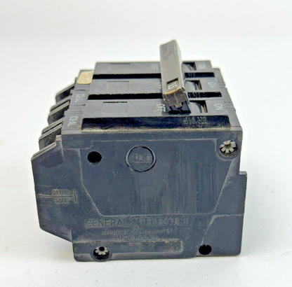 GE - THQL32015 - COMMON TRIP CIRCUIT BREAKER - 3 POLE, 15 A, 240 VAC