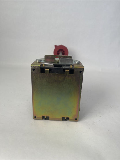 ALLEN BRADLEY 194RF-NJ060* DISCONNECT SWITCH SER A 600VAC 60A LPJ-60SP FUSES 60A