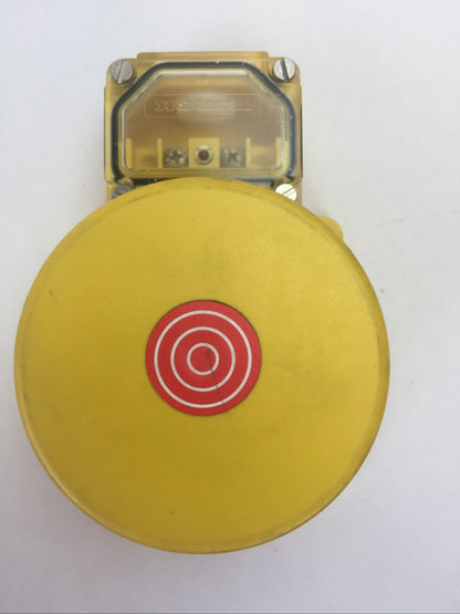 TURCK NI50-K90SR-UZ2X INDUCTIVE PROXIMITY SWITCH 80-250VAC 350mA