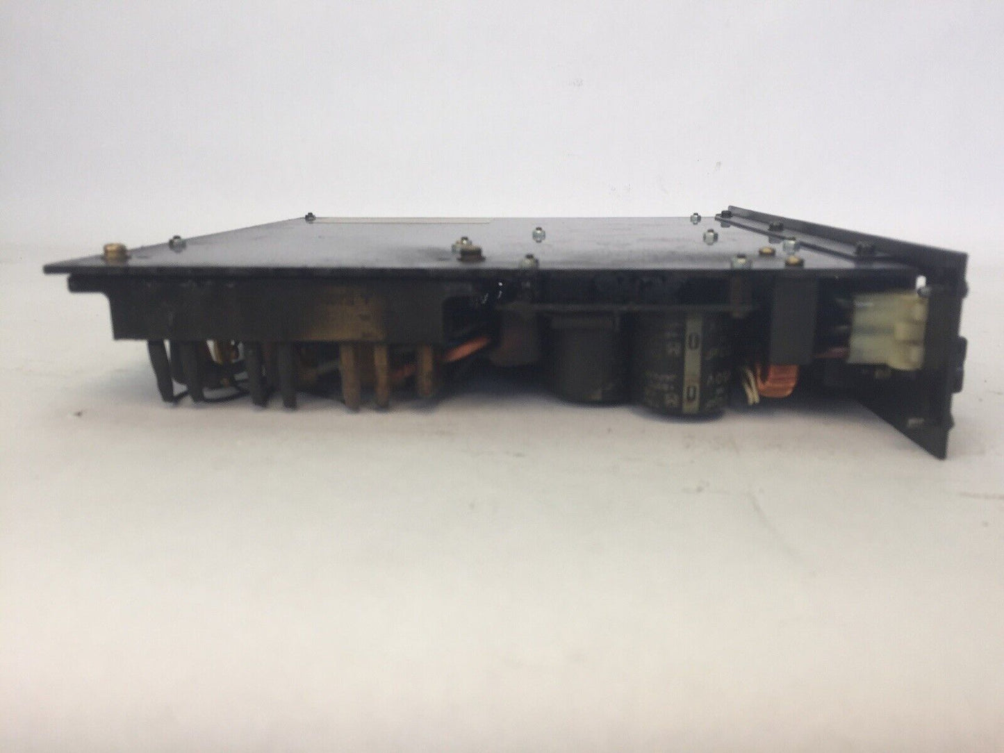 ALLEN BRADLEY 1389-AA09 SERVO AMPLIFIER SER A INPUT 310VDC 11A OUTPUT 210VAC 9A