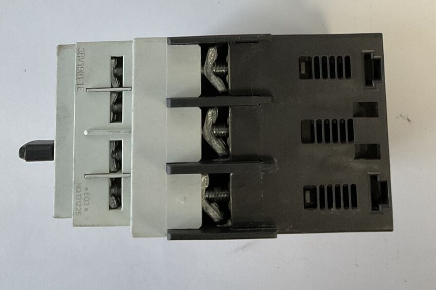 SIEMENS 3RV1021-4BA16 CIRCUIT BREAKER 20A 50/60HZ
