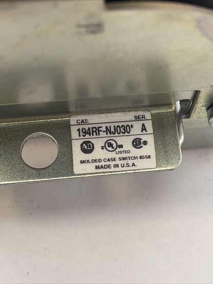 ALLEN BRADLEY 194RF-NJ030* DISCONNECT SWITCH FUSIBLE LPJ-20SP FUSES 20AMP