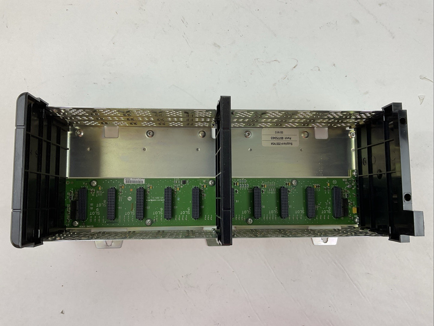 ALLEN-BRADLEY 1756-A10 SER B CONTROLLOGIX 10 SLOT CHASIS