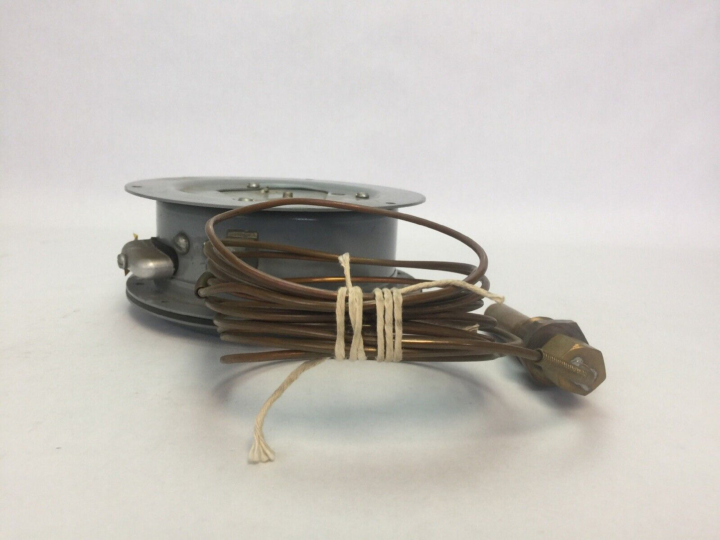 MERCOID CONTROL DAW-538-2 RG.8 PRESSURE SWITCH 240V AC/DC 1/8HP AC 1/10HP DC