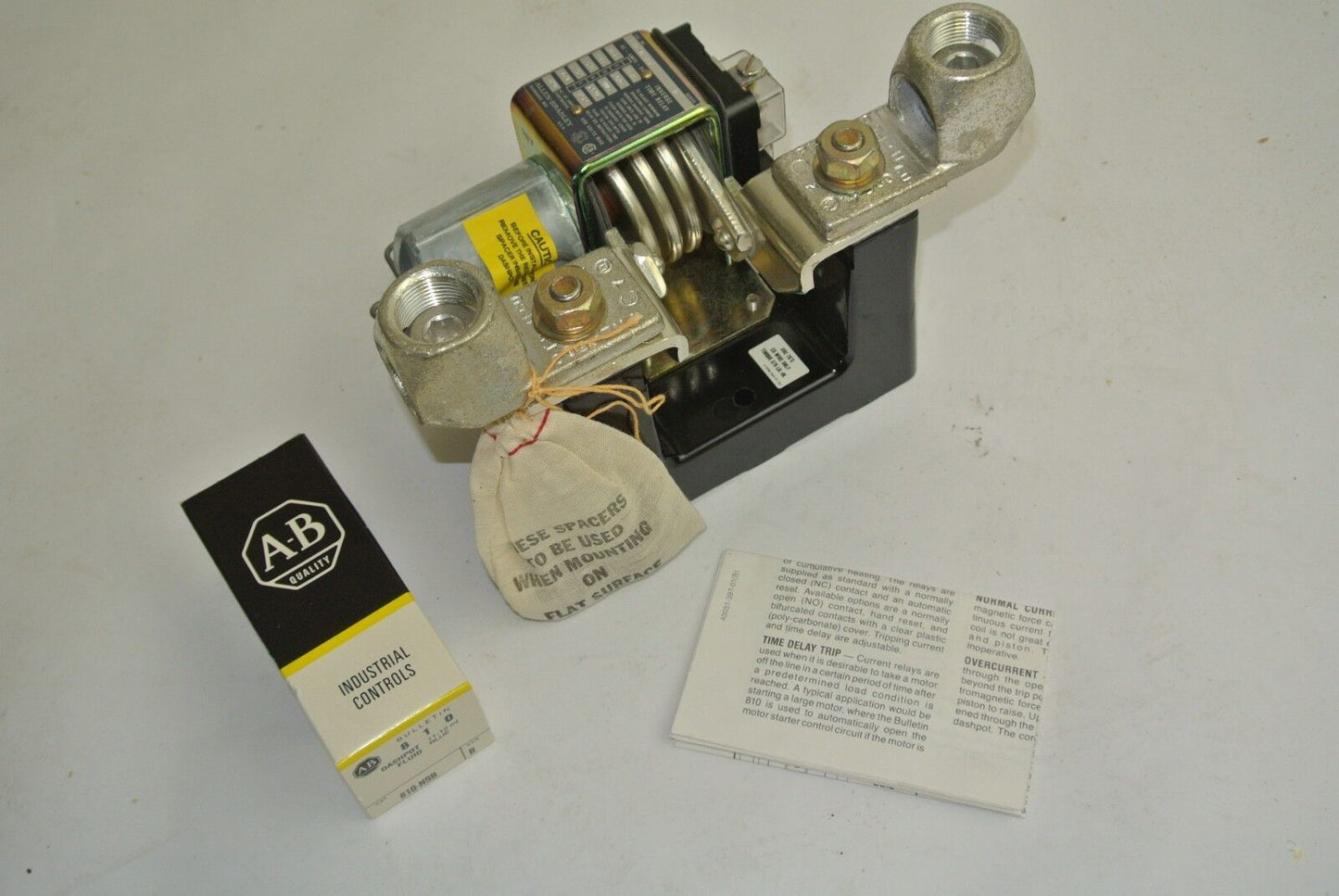 ALLEN-BRADLEY 810-A27BZ - INVERSE TIME CURRENT RELAY - 600V, 320A - NEW SURPLUS