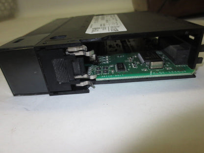 ALLEN-BRADLEY 1756-OV16E/A Ser. A CONTROLLOGIX DC OUTPUT16 PT24VDC SINK 10-30VDC