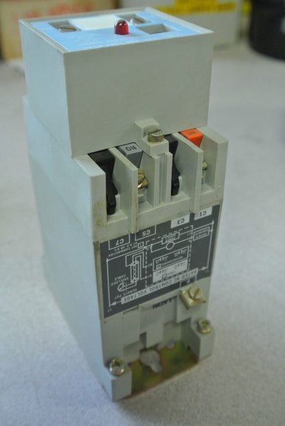 ALLEN-BRADLEY 700-RTAR00V000A1 TYPE RT SOLID STATE TIMING RELAY 120V NEW SURPLUS
