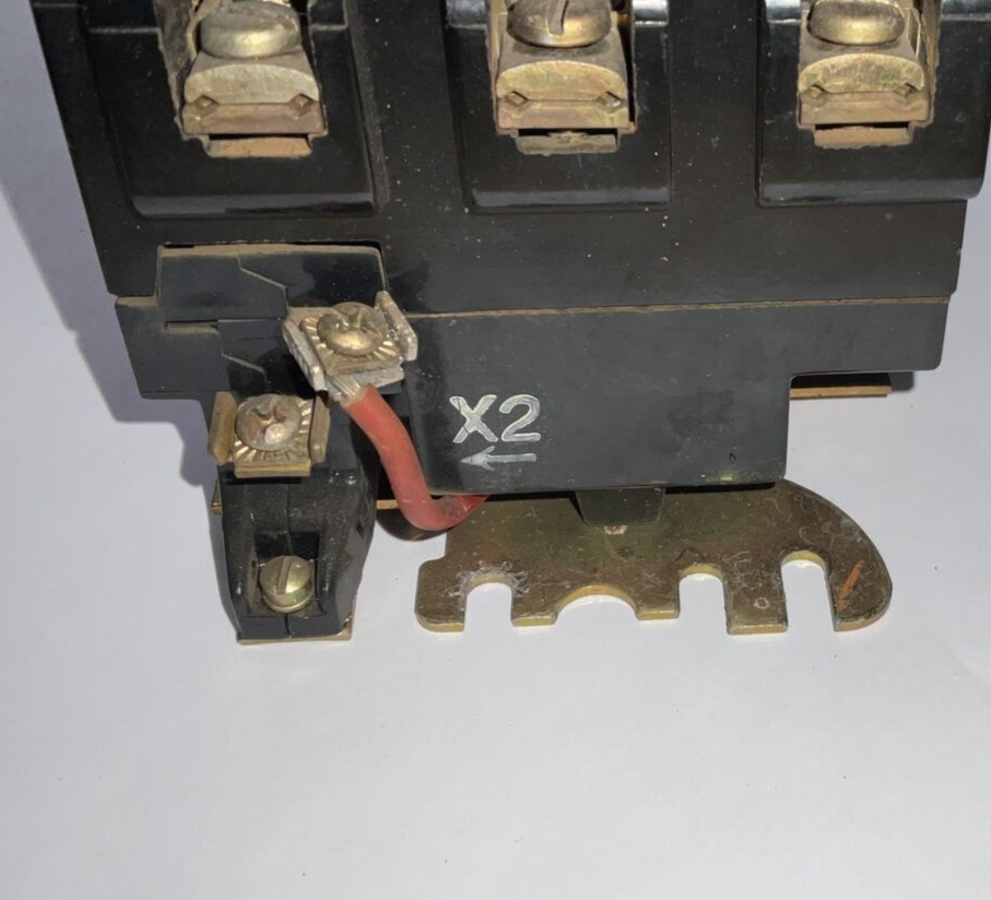 SQUARE D 8536 SCO-3 12.8 HEATERS FORM S SER.A 600VAC 10HP 120V COIL