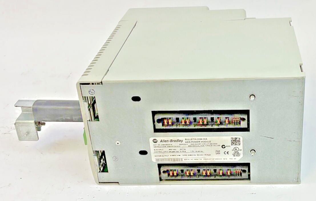 ALLEN BRADLEY 2094-BM03 AXIS POWER MODULE SER.A 650VDC /2094-EN02D-M01-S0 MODULE