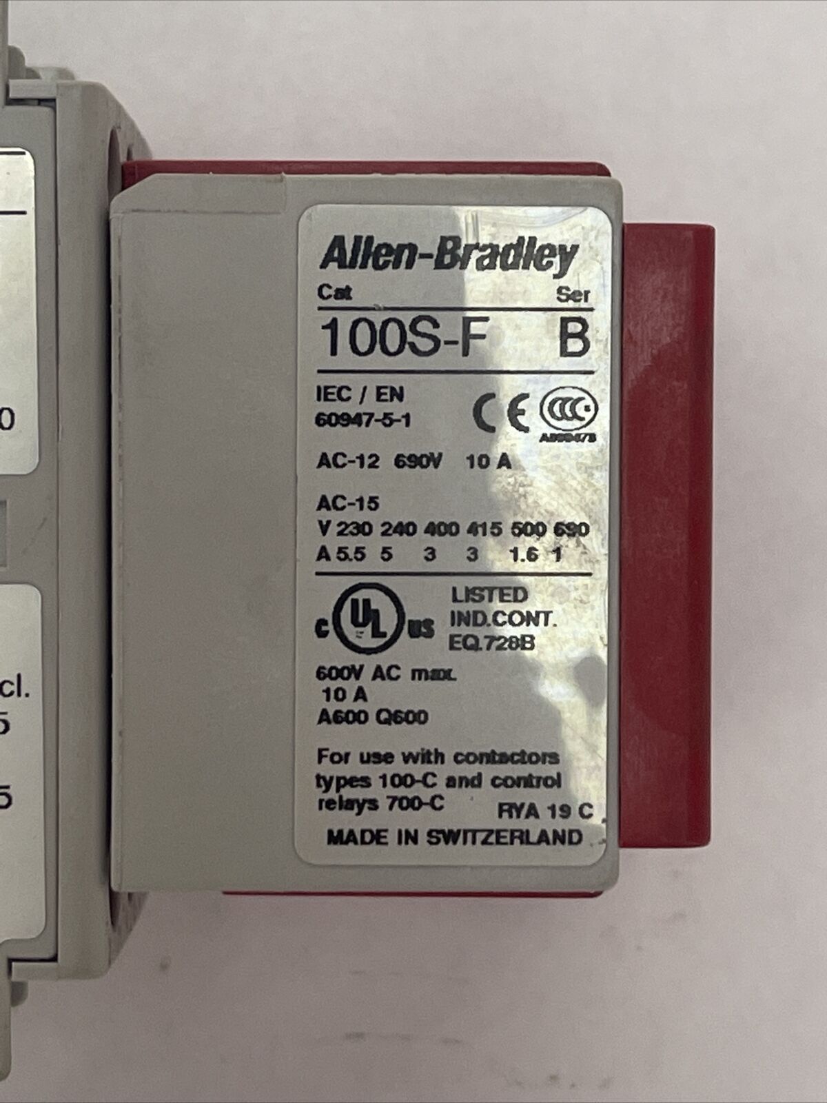 ALLEN BRADLEY 100S-C09DJ14C (100-C09D*10 600VAC 25A 7.5HP COIL 24VDC 100S-F)