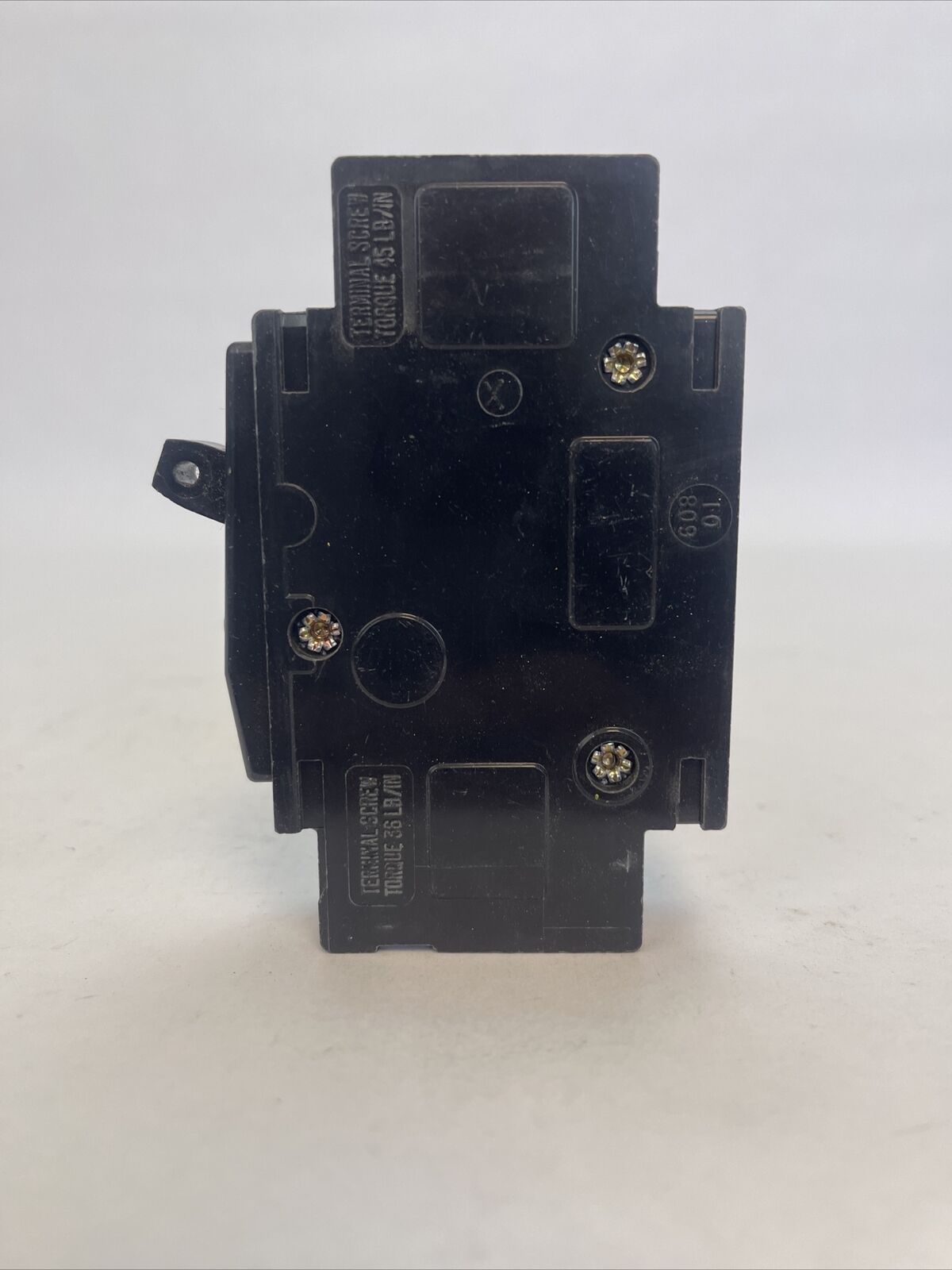 SQUARE D QOU120 CIRCUIT BREAKER W/ VISI-TRIP INDICATOR 20A 120/240VAC 1P SER 2