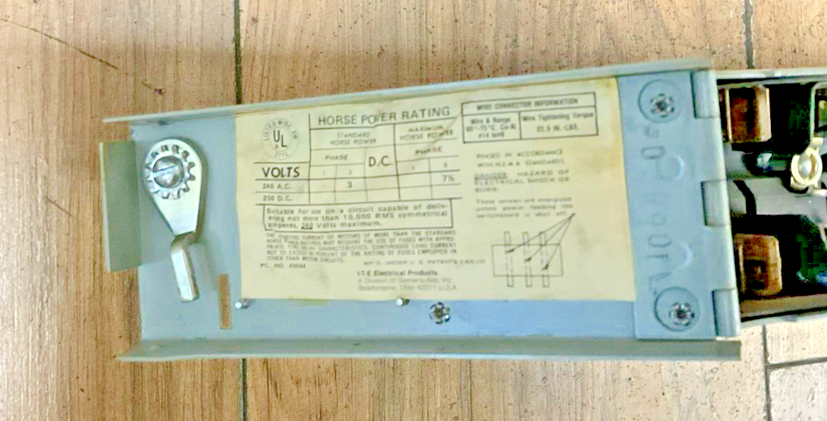 ITE V2A3211 TWIN PANELBOARD SWITCH 3POLE 3PH 30A 240V