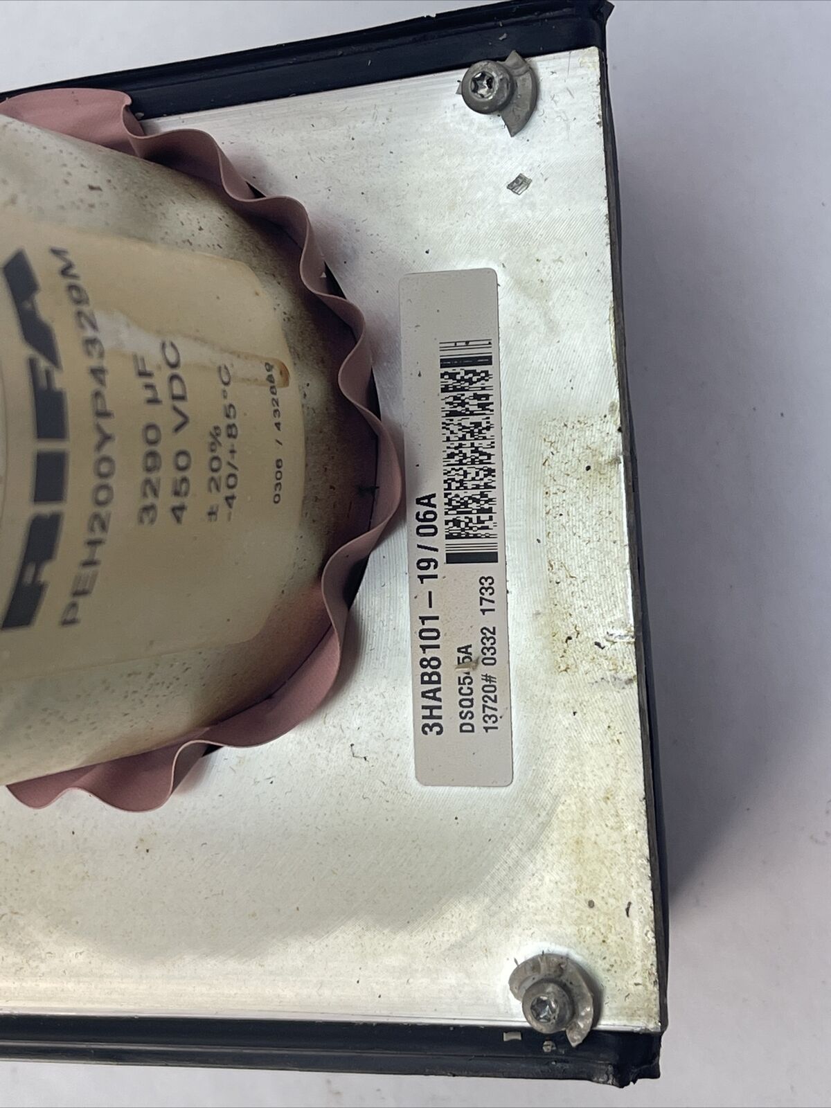 ABB IN MOTION 3HAB8101-19/06A SERVO DRIVE RECTIFIER DSQC545A