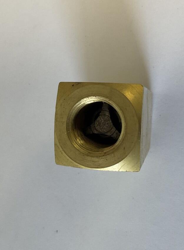 PARKER C600B20 CHECK VALVE 2000PSI 138BAR