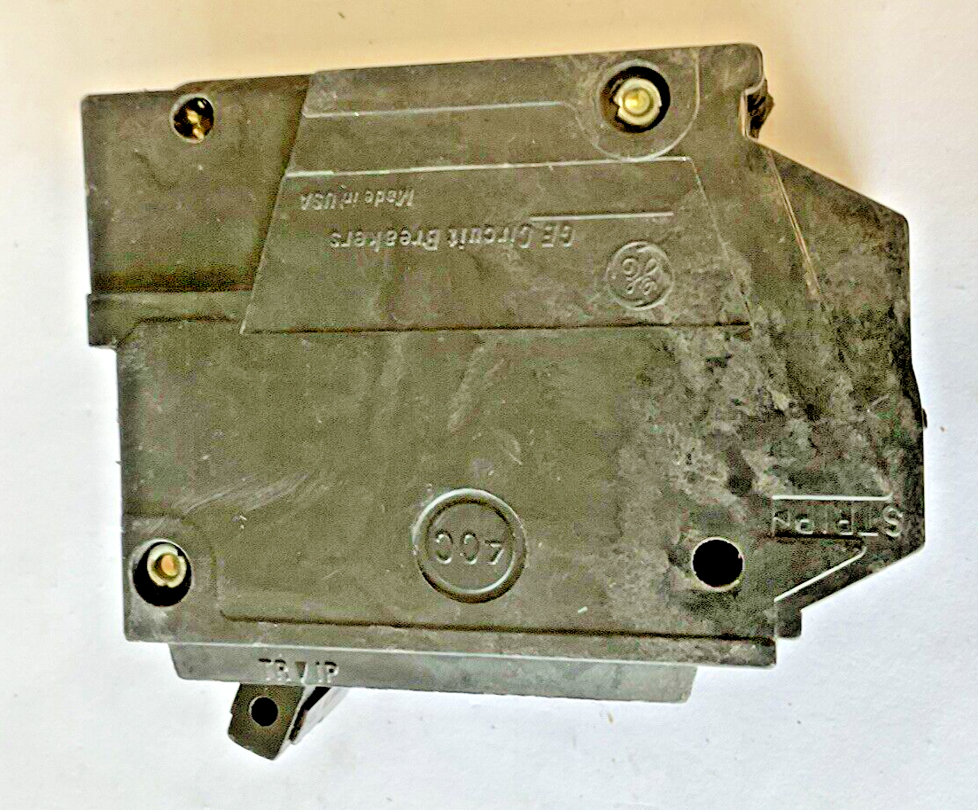 GE THQL2130 CIRCUIT BREAKER 30A TYPE THQL 120/240VAC ***LOTOF3***